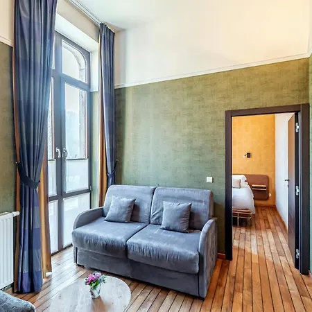 מלון Des Comtes 3*